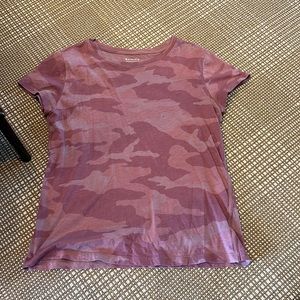 Athleta pink camo shirt size small.